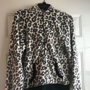 Arizona black & white cheetah print fleecy zip up